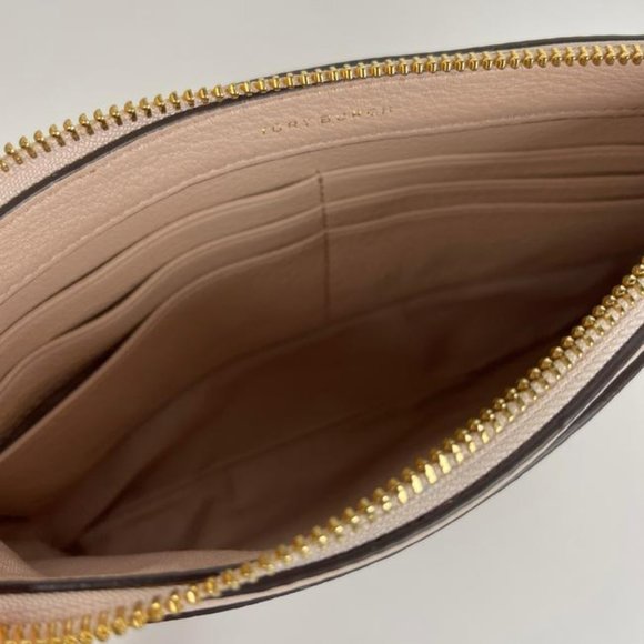 Tory Burch Crossbody Bag. NEW condition. Light blush color. - Picture 3 of 6